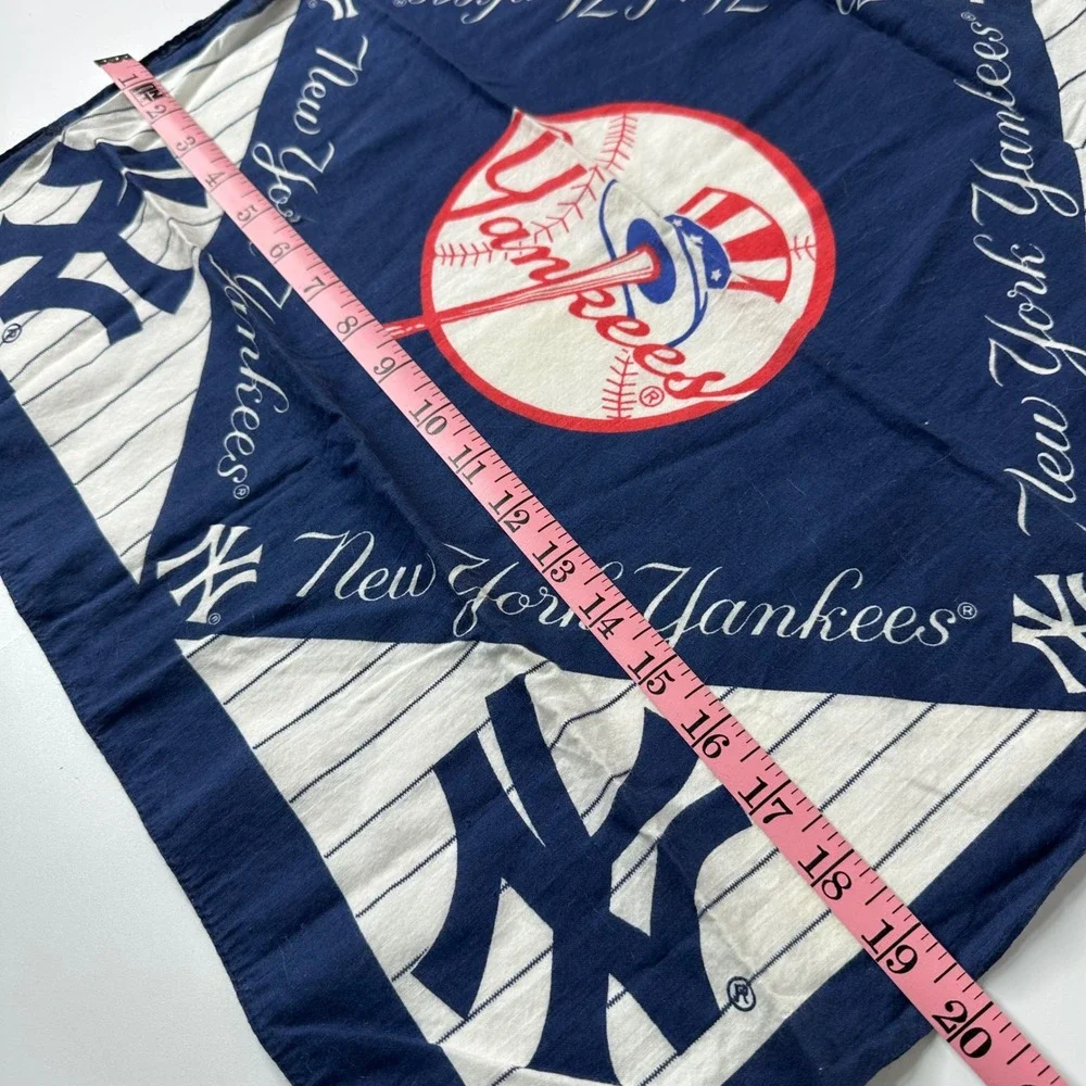 Vtg 90s New York Yankees MLB Bandana Pinstripe Cotton Baseball Handkerchief 1995